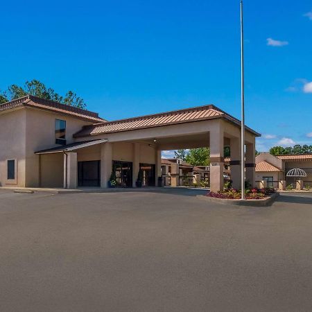 Rodeway Inn Greenwood Bagian luar foto
